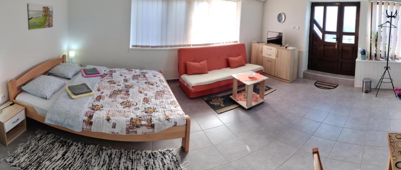 Apartman Ankica Golubac Bagian luar foto